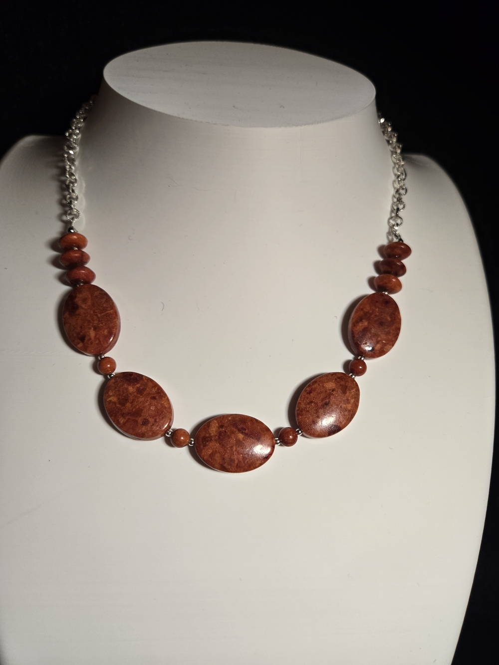 Artisan Spinge Coral Beaded Necklace
